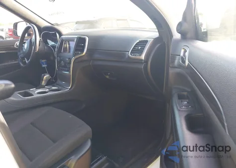 2019 Jeep Grand Cherokee Laredo 4X4 z USA, uszkodzony, nr VIN 1C4RJFAG0KC552733